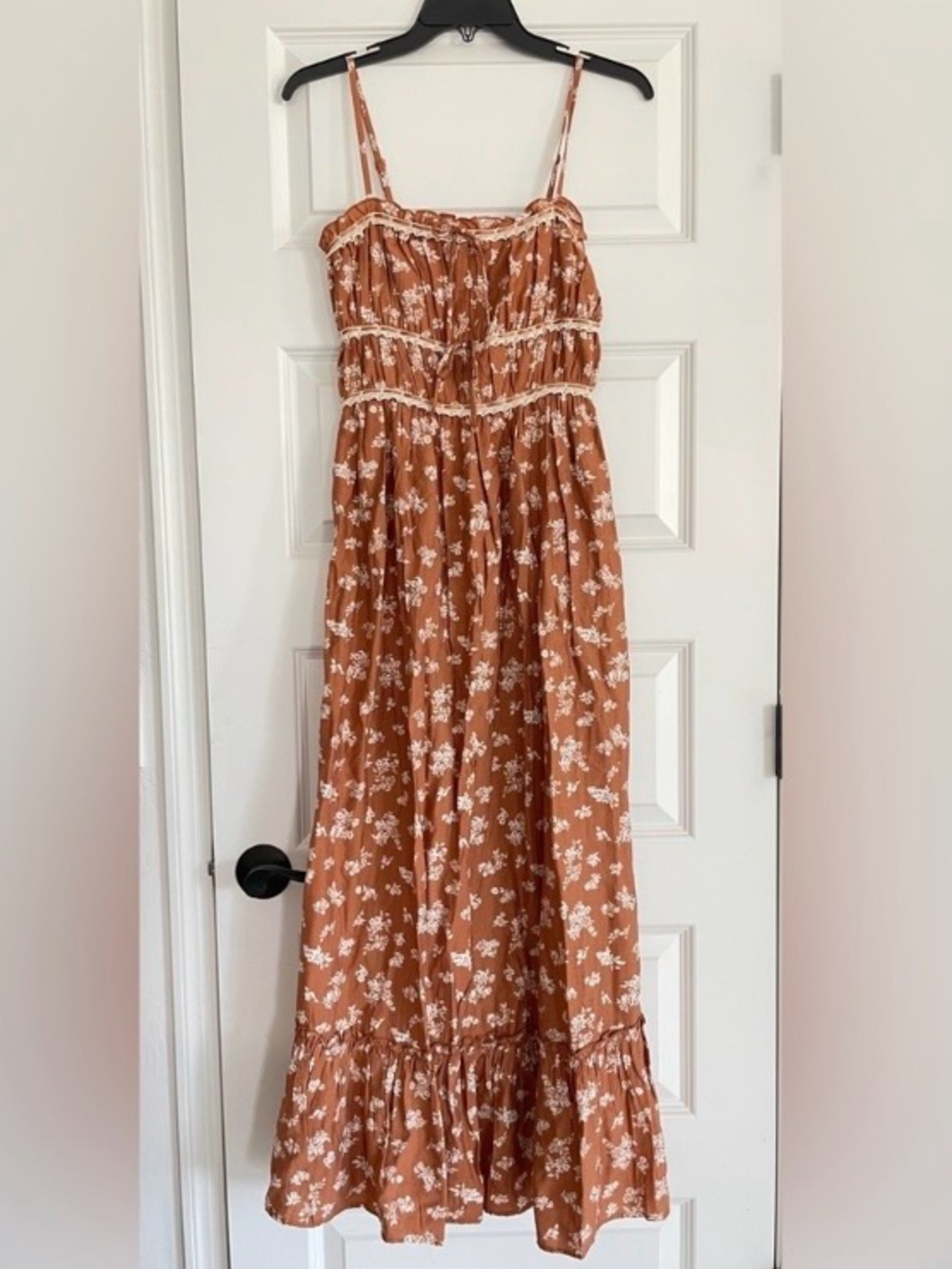 Sincerly Jules Rust Brown and Cream Floral Prairie Maxi Dress